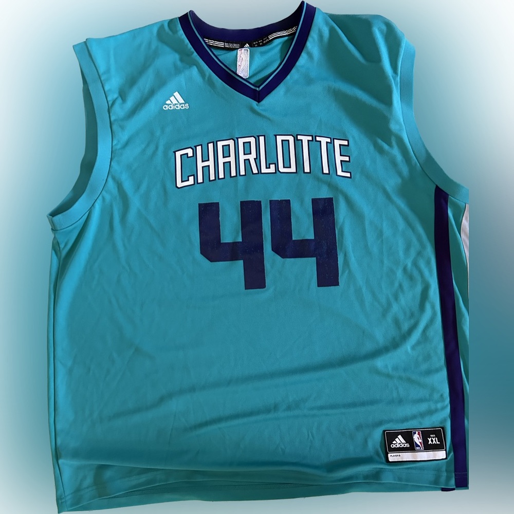 Charlotte Hornet #44 Kaminsky 2XL Jersey.
